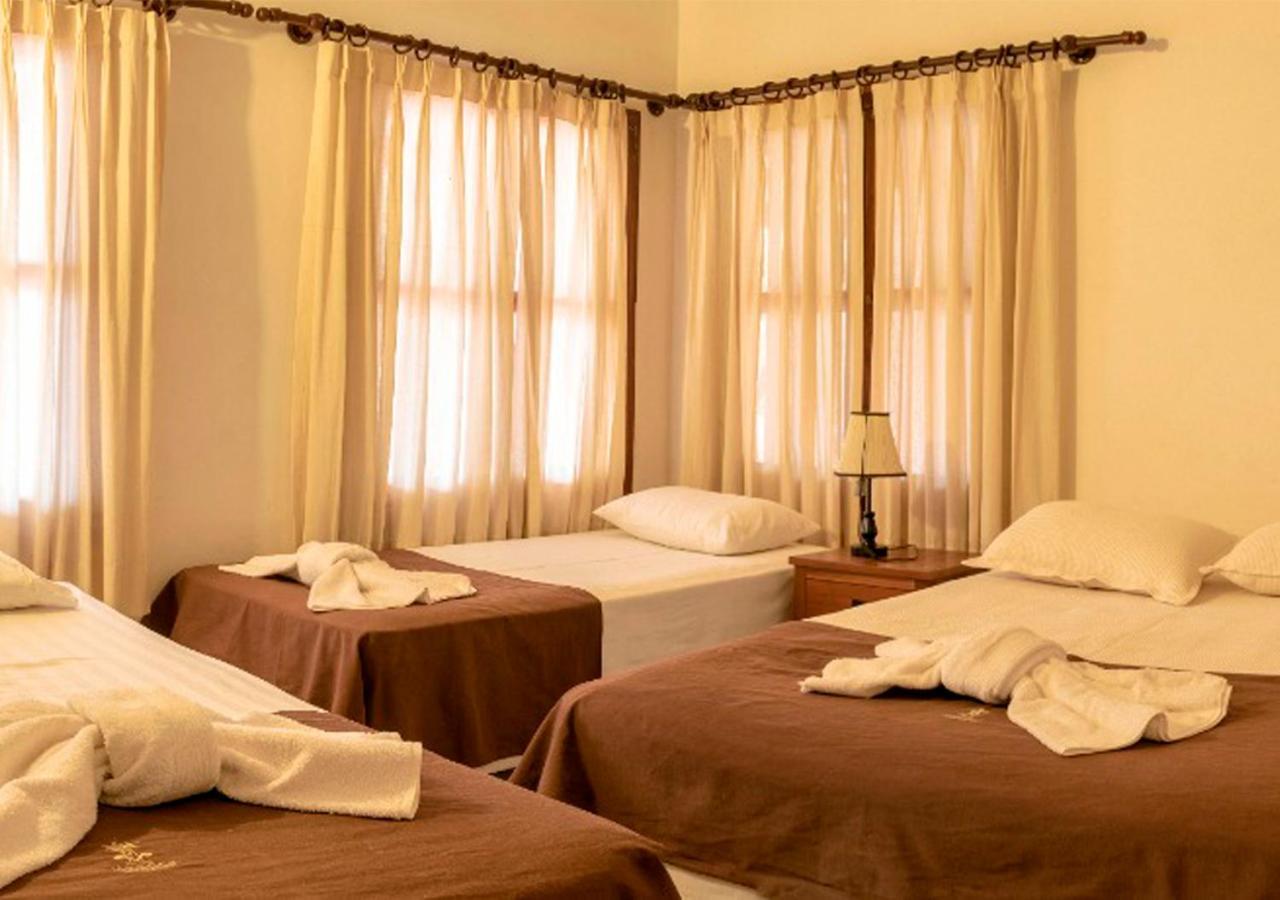 Hotel Mami Vilma Roboré Екстериор снимка